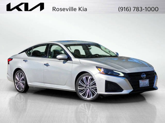 2023 Nissan Altima 2.5 SL FWD photo