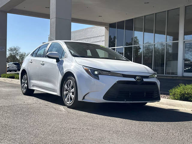 2023 Toyota Corolla LE FWD photo