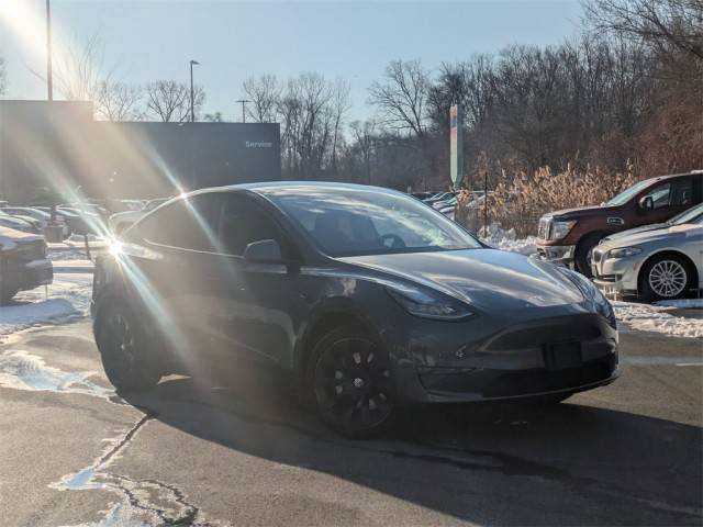 2020 Tesla Model Y Long Range AWD photo