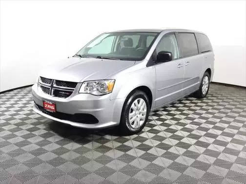 2017 Dodge Grand Caravan SE FWD photo