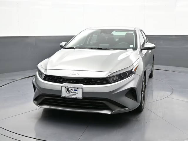 2023 Kia Forte LXS FWD photo