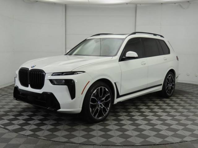 2023 BMW X7 xDrive40i AWD photo