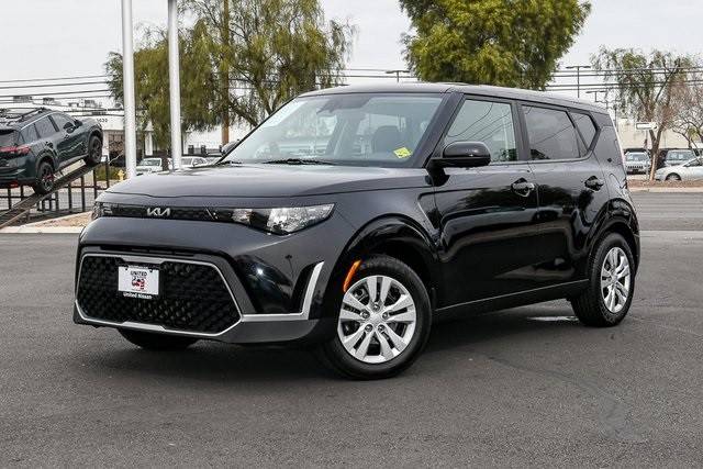 2023 Kia Soul LX FWD photo