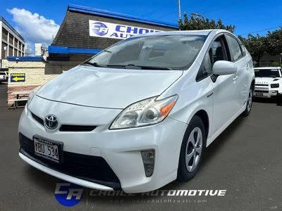 2015 Toyota Prius Four FWD photo
