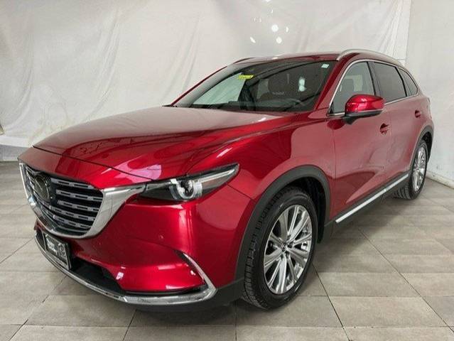 2022 Mazda CX-9 Signature AWD photo