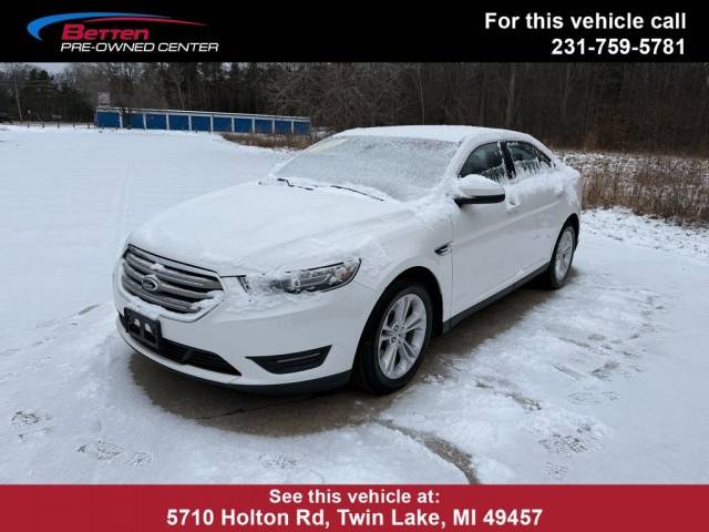 2016 Ford Taurus SEL FWD photo