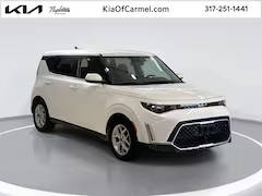 2023 Kia Soul LX FWD photo