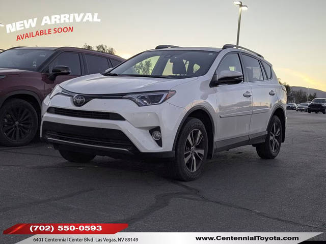 2016 Toyota RAV4 XLE FWD photo