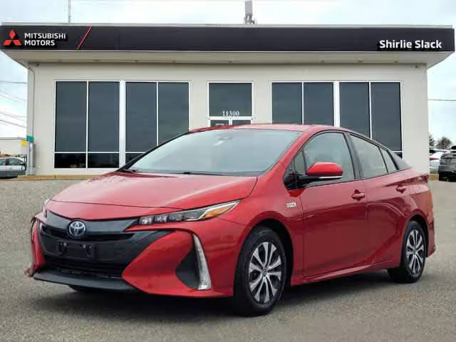 2020 Toyota Prius Prime LE FWD photo