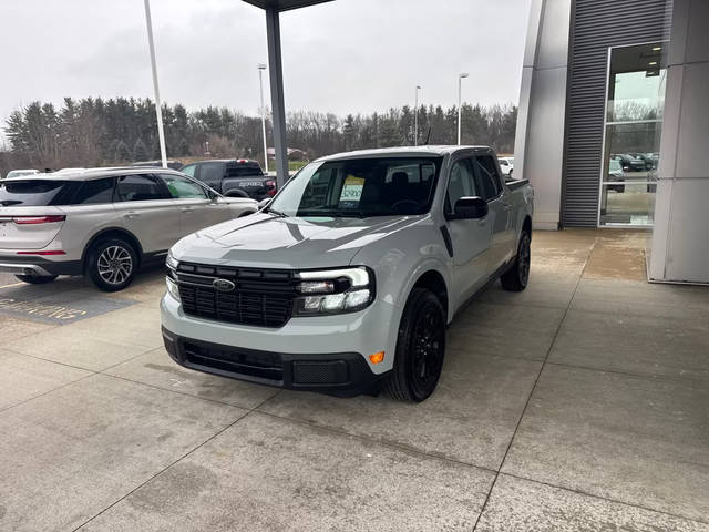 2023 Ford Maverick LARIAT FWD photo