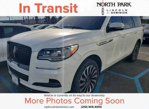 2022 Lincoln Navigator Reserve 4WD photo