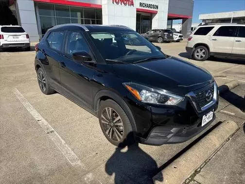 2019 Nissan Kicks SV FWD photo