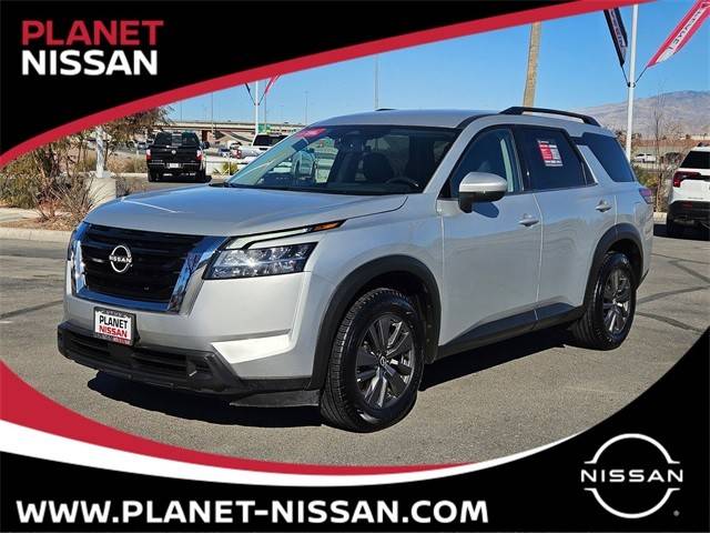 2022 Nissan Pathfinder SV FWD photo