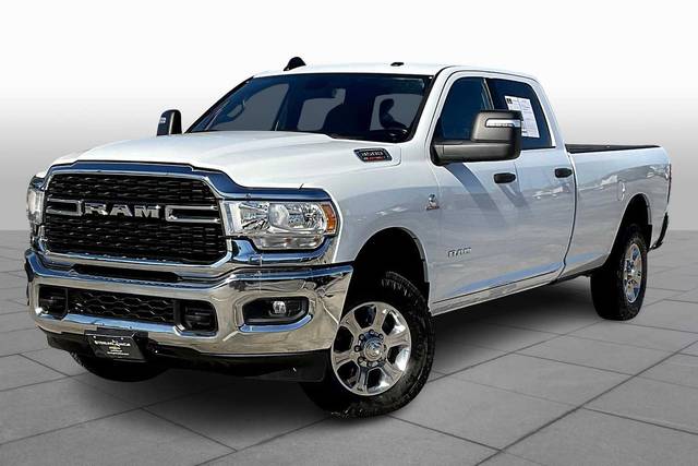 2023 Ram 3500 Big Horn 4WD photo