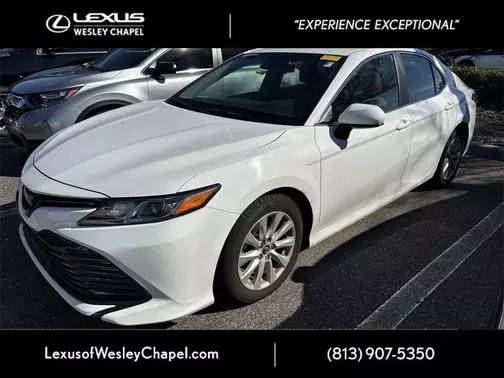 2018 Toyota Camry LE FWD photo