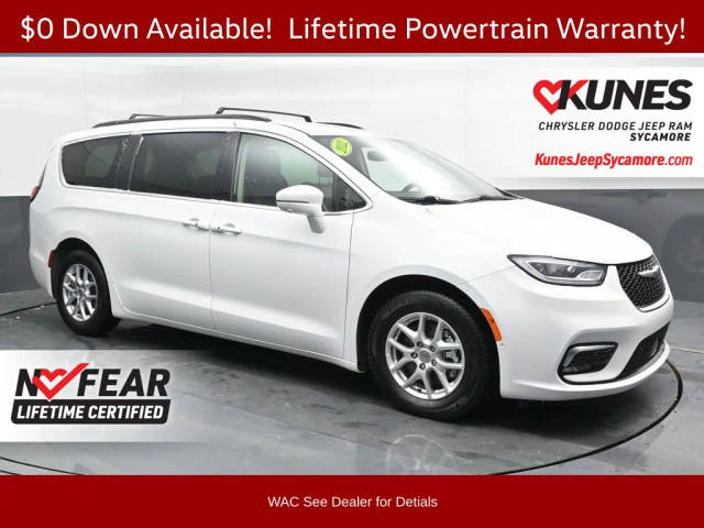 2022 Chrysler Pacifica Minivan Touring L FWD photo