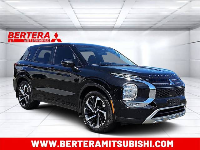 2022 Mitsubishi Outlander SE 4WD photo