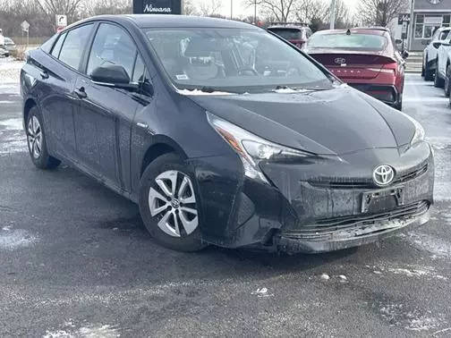 2016 Toyota Prius Four FWD photo