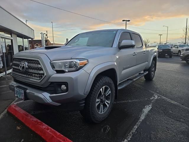 2016 Toyota Tacoma TRD Sport 4WD photo