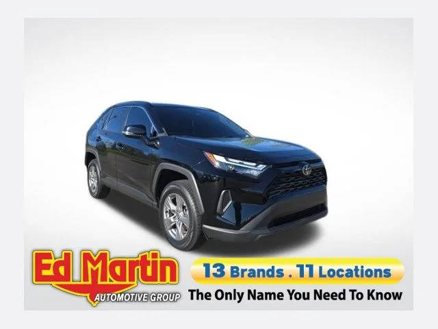2023 Toyota RAV4 XLE AWD photo