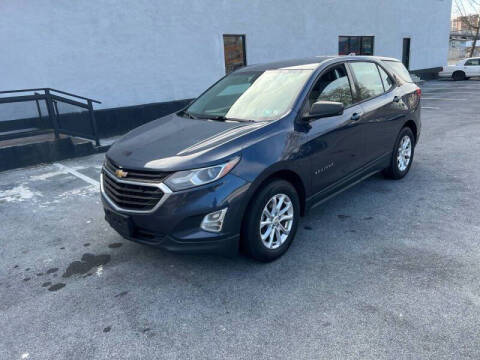 2019 Chevrolet Equinox LS FWD photo