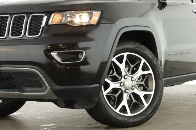 2021 Jeep Grand Cherokee Limited RWD photo