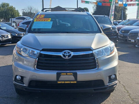 2015 Toyota Highlander XLE AWD photo