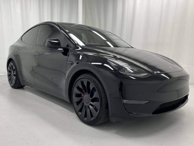 2023 Tesla Model Y Performance AWD photo