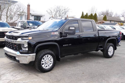 2022 Chevrolet Silverado 2500HD LT 4WD photo