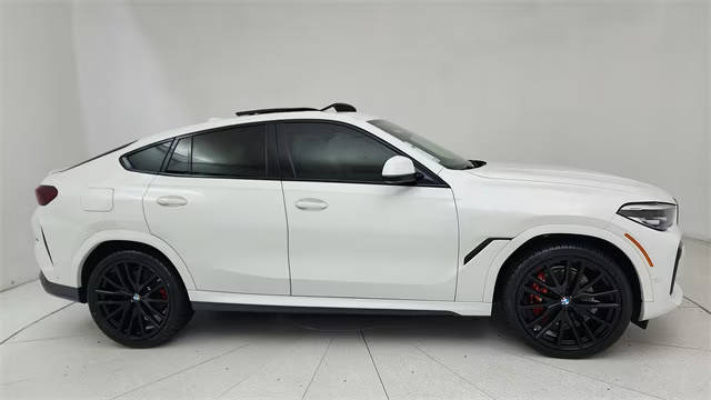 2023 BMW X6 xDrive40i AWD photo