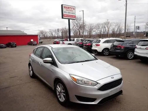 2016 Ford Focus SE FWD photo