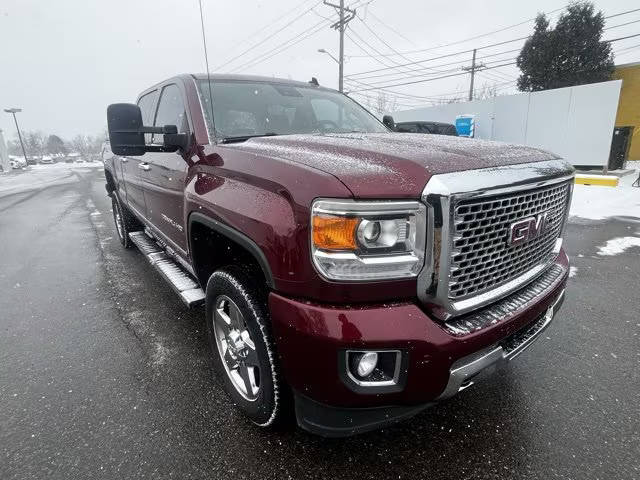 2015 GMC Sierra 2500HD Denali 4WD photo