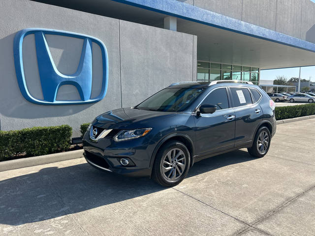 2016 Nissan Rogue SL FWD photo