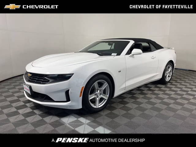 2020 Chevrolet Camaro 1LT RWD photo