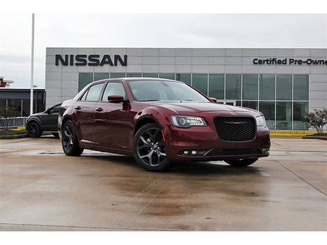 2023 Chrysler 300 300S RWD photo