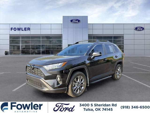 2023 Toyota RAV4 XLE Premium FWD photo