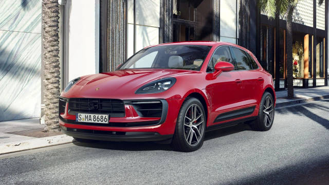 2023 Porsche Macan S AWD photo