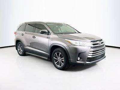 2019 Toyota Highlander XLE AWD photo