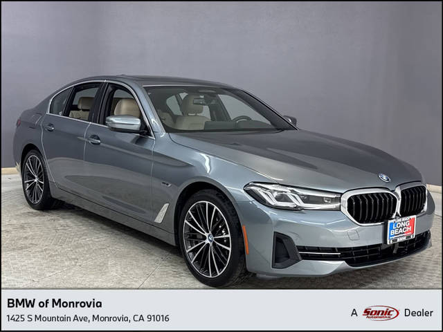 2022 BMW 5 Series 530e RWD photo