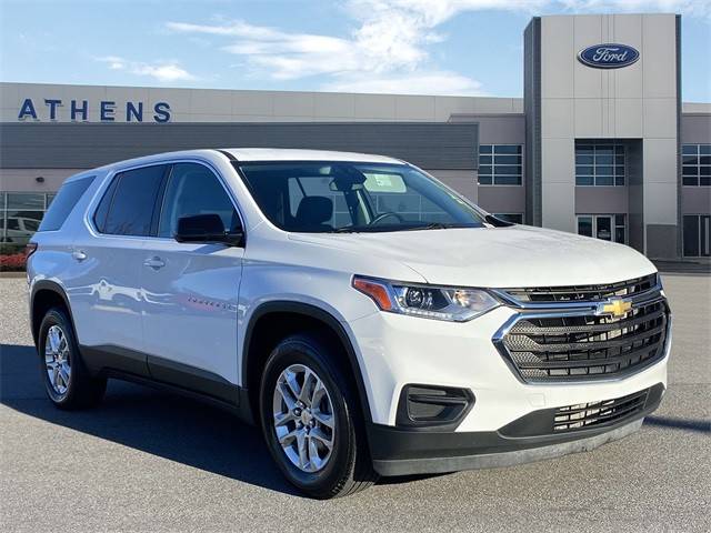 2020 Chevrolet Traverse LS AWD photo