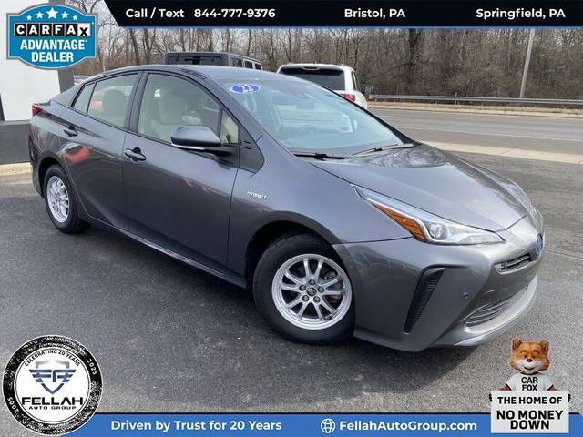 2022 Toyota Prius L Eco FWD photo