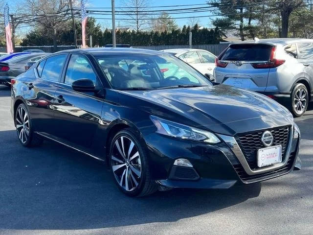 2021 Nissan Altima 2.5 SR FWD photo