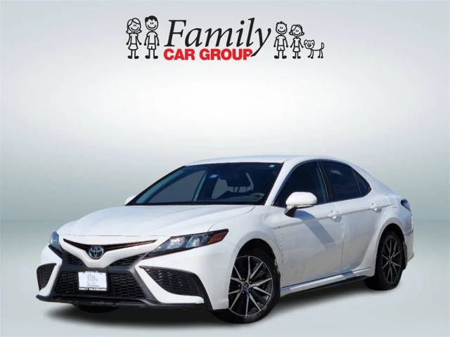 2023 Toyota Camry SE FWD photo