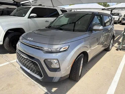 2022 Kia Soul LX FWD photo