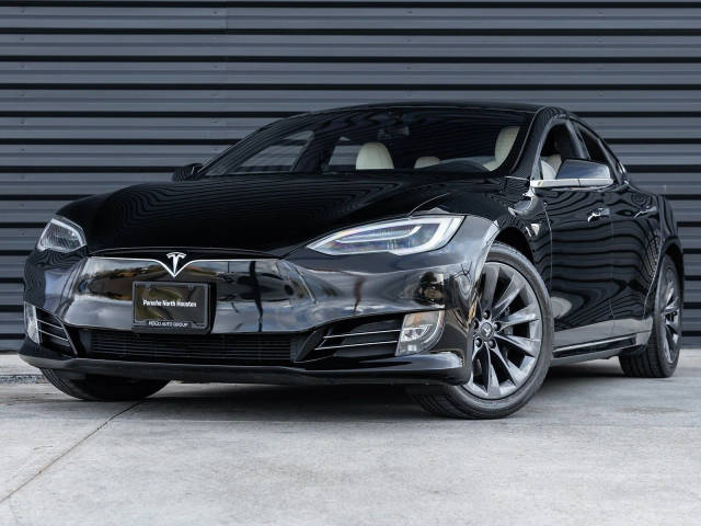 2020 Tesla Model S Long Range Plus AWD photo