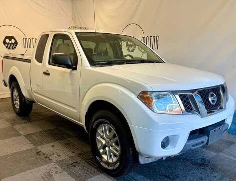 2015 Nissan Frontier SV 4WD photo