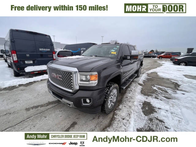2016 GMC Sierra 2500HD Denali 4WD photo