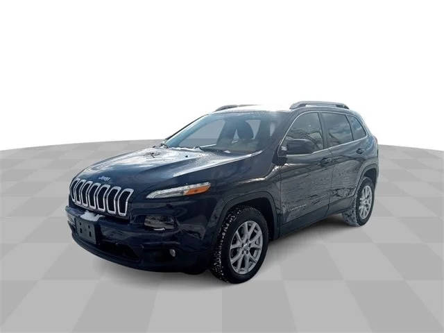 2015 Jeep Cherokee Latitude FWD photo