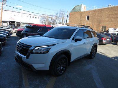 2022 Nissan Pathfinder SV 4WD photo