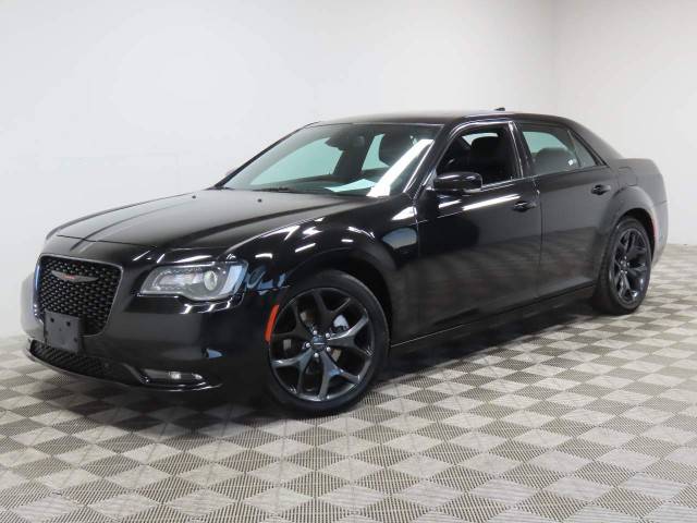 2021 Chrysler 300 300S RWD photo